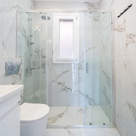 Aletreo, Rhodes * Rhodes City