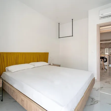 Aletreo, Rhodes Apartment *