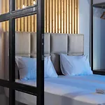 Aletreo, Rhodes 아파트